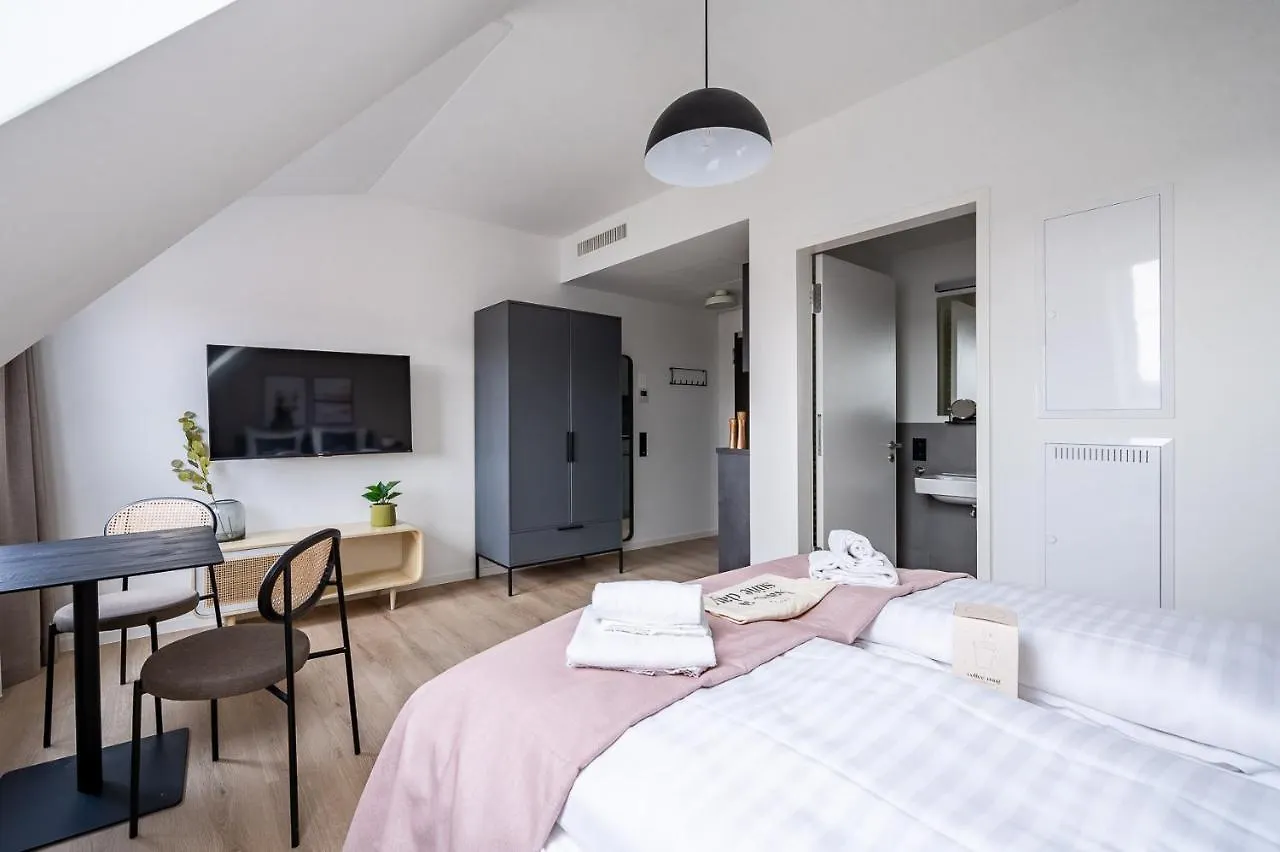 Limehome Stuttgart Elsenhansstr 0*,